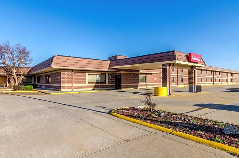 Red Roof Inn & Conference Center Wichita Airport