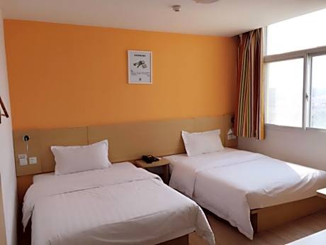 7 Days - Zizhu Twin Room