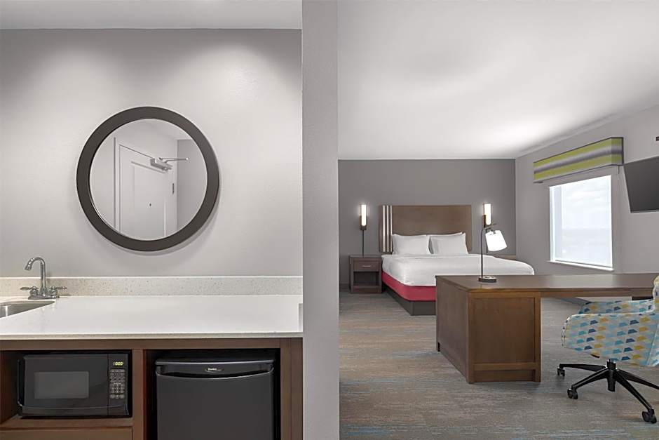 Hampton Inn Kenedy