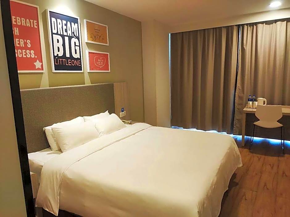 Hanting Hotel Wuxi Railway Station South Square