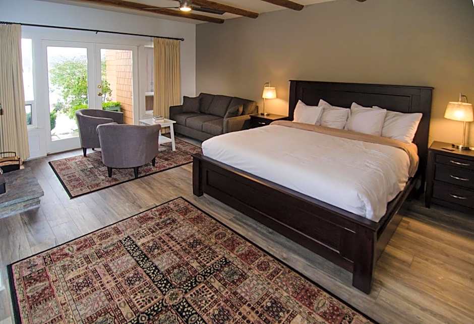 Galiano Oceanfront Inn & Spa