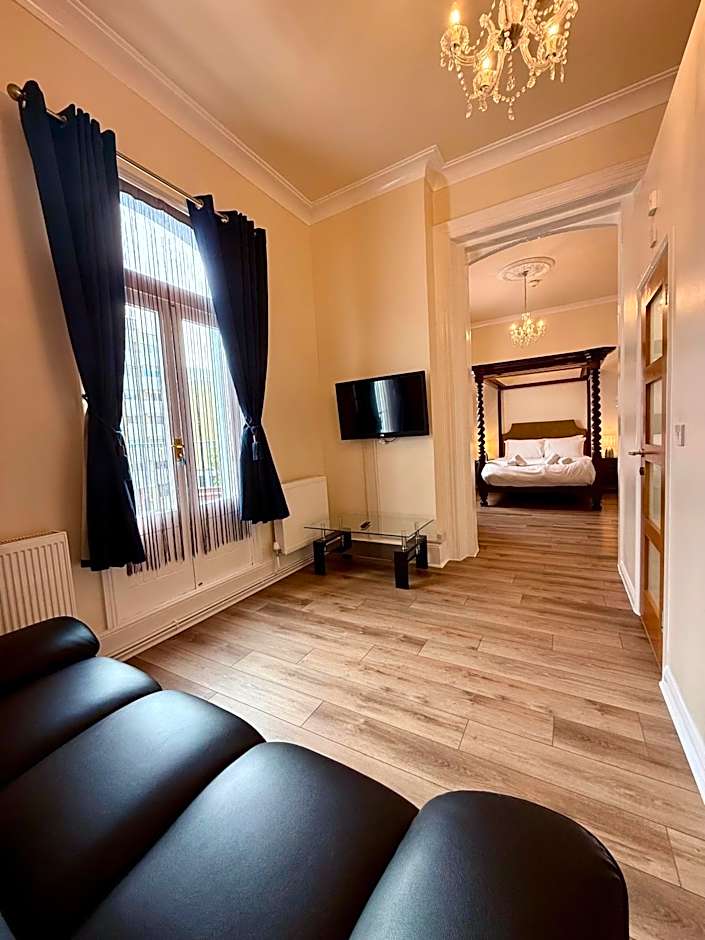 Photo 1 of 8 of Luxury Suite