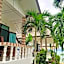 Palm Point Village