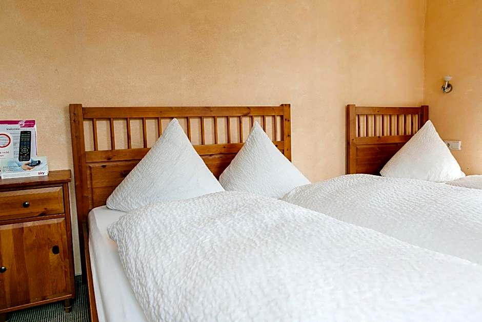 Landhotel Airport-Inn