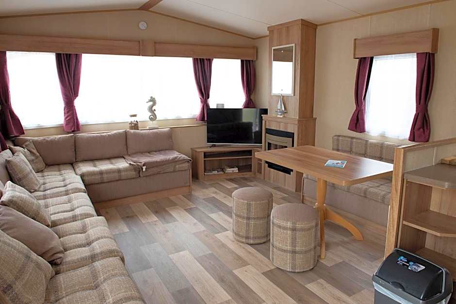 2 Bed Caravan For Hire at Golden Sands in Rhyl