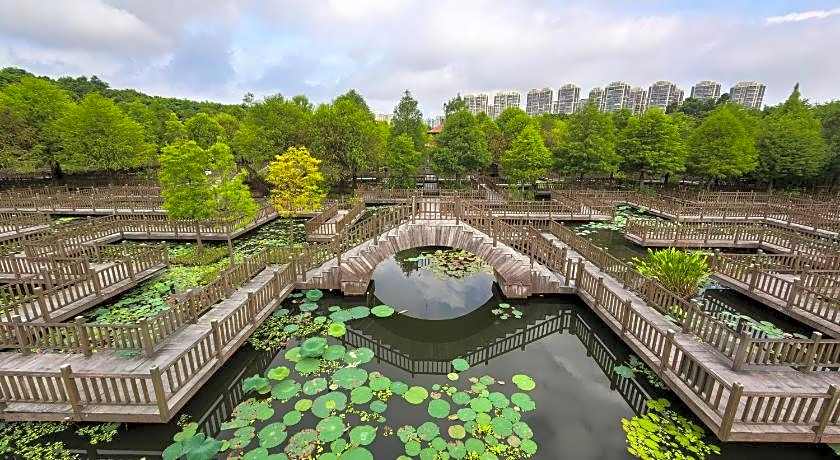 DoubleTree by Hilton Xiamen Wuyuan Bay