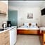 Geni Garden Apartments