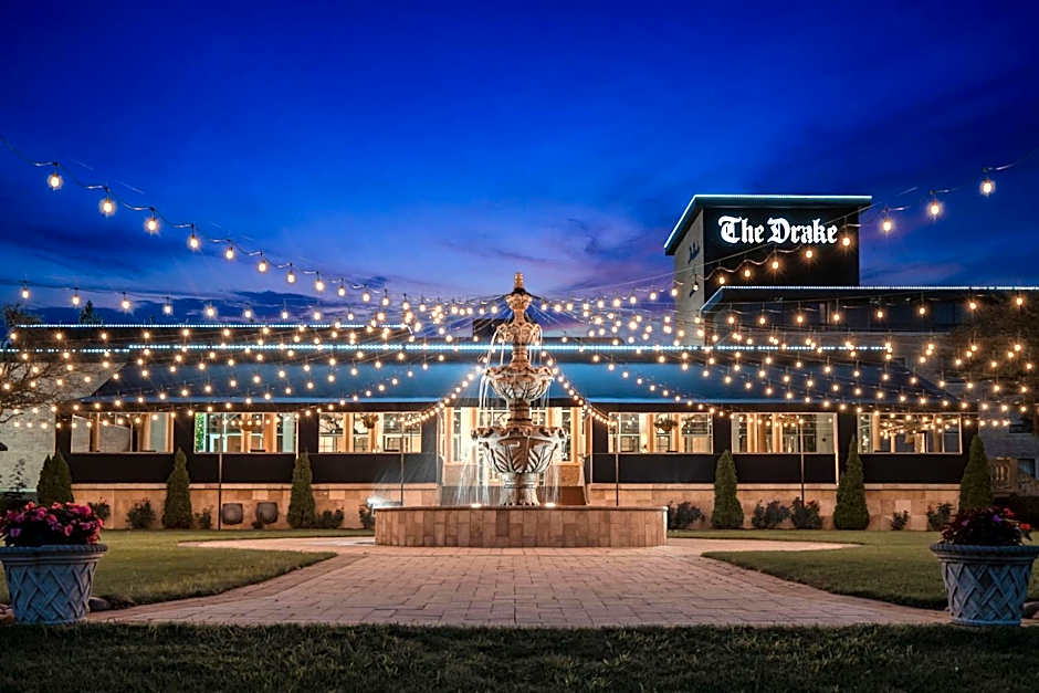 The Drake Oak Brook, Autograph Hotels