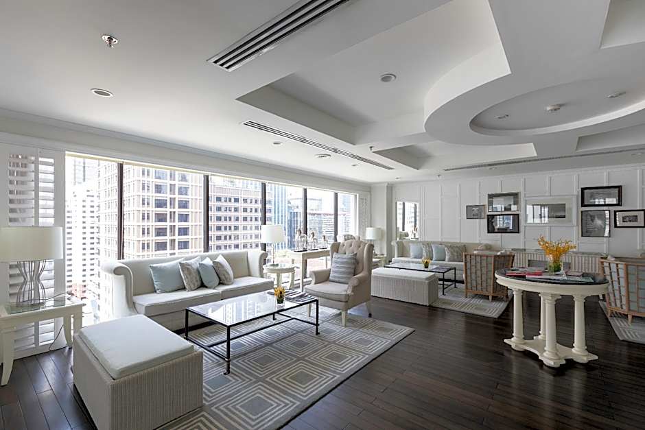 Cape House Langsuan Hotel