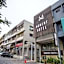 Moment Hotel