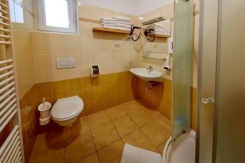 Rute Hotel and Apartments