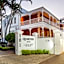 Quarters Hotel