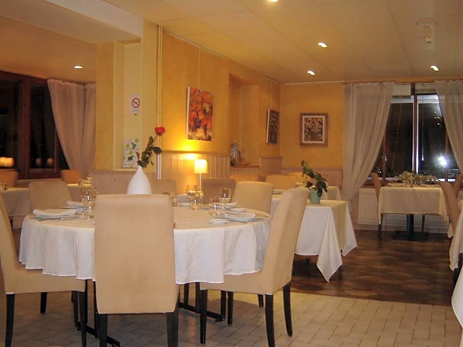Hotel Du Pont