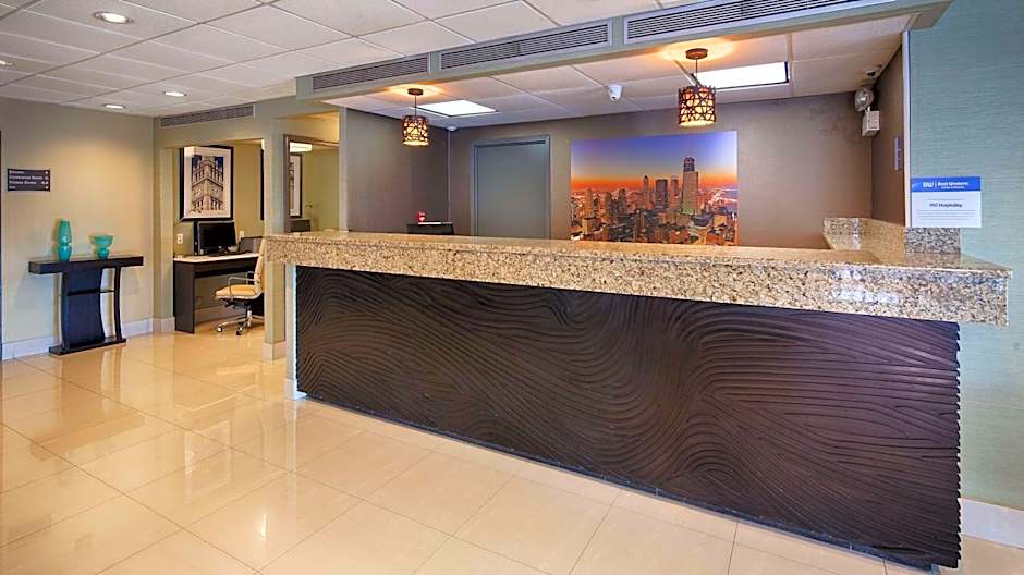Best Western O'Hare North/Elk Grove Hotel – Elk Grove Village, IL