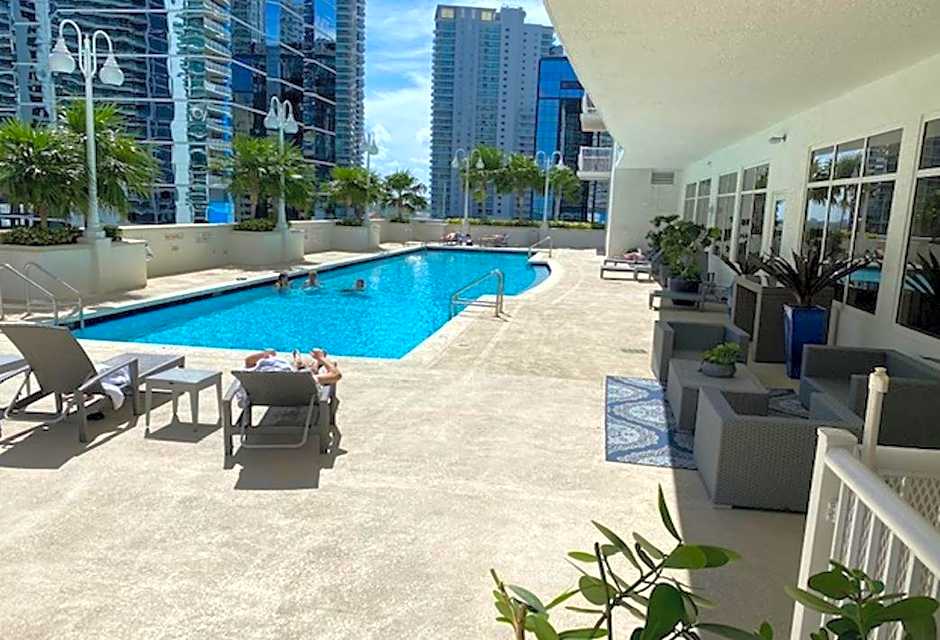 Elite Brickell Studio on the Bay
