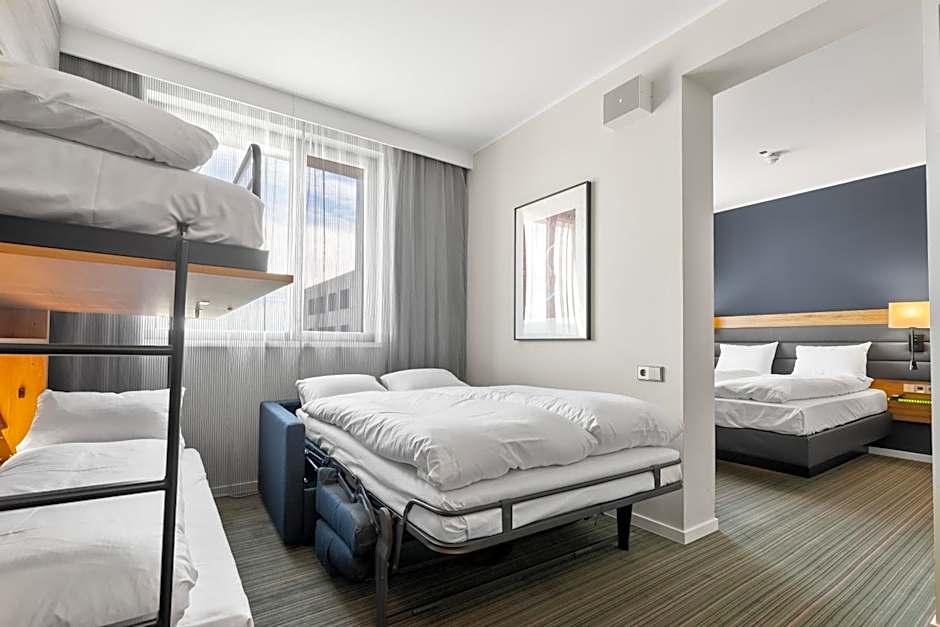 X Hotel