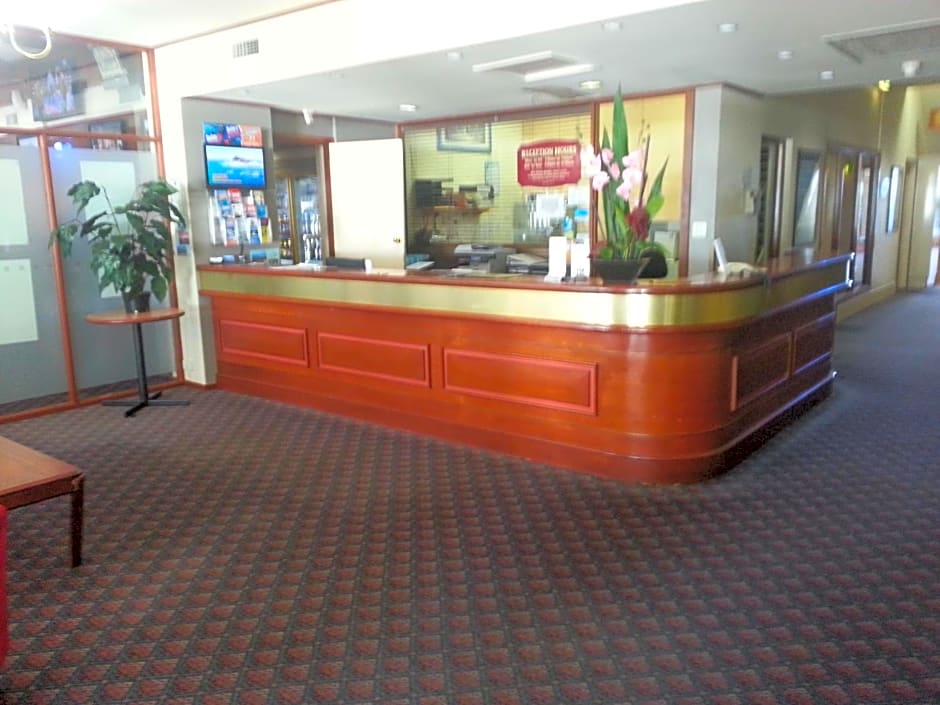 Grand Tasman Hotel