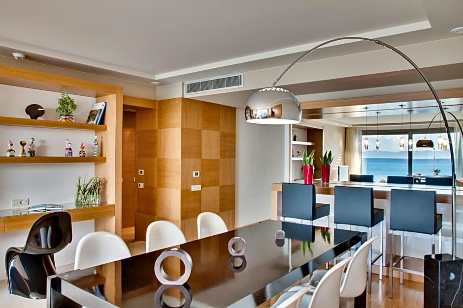 Elite Suites by Rhodes Bay