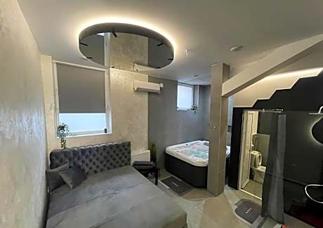 TEPIĆ Garni Hotel