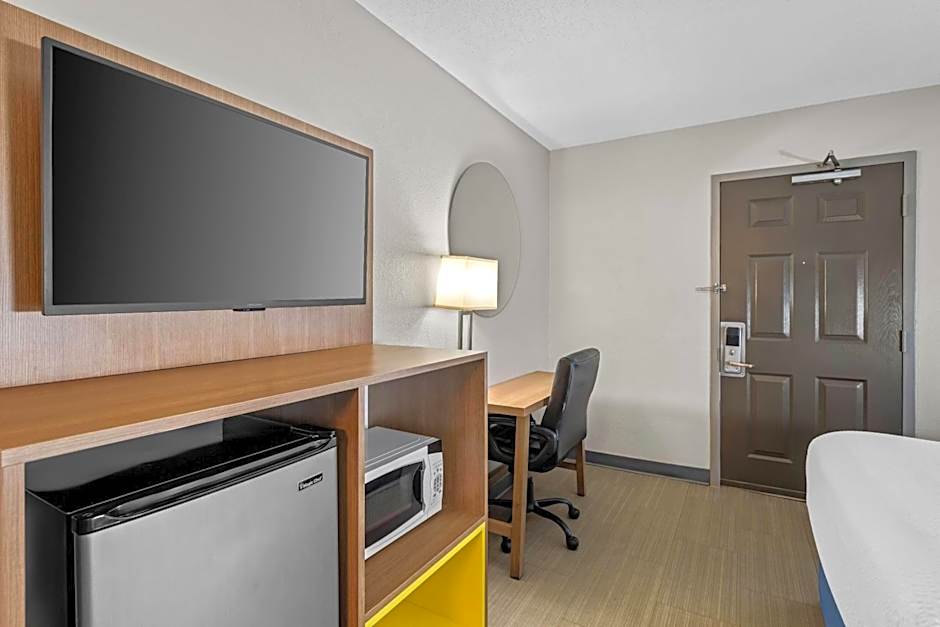 Days Inn by Wyndham Chattanooga/Hamilton Place