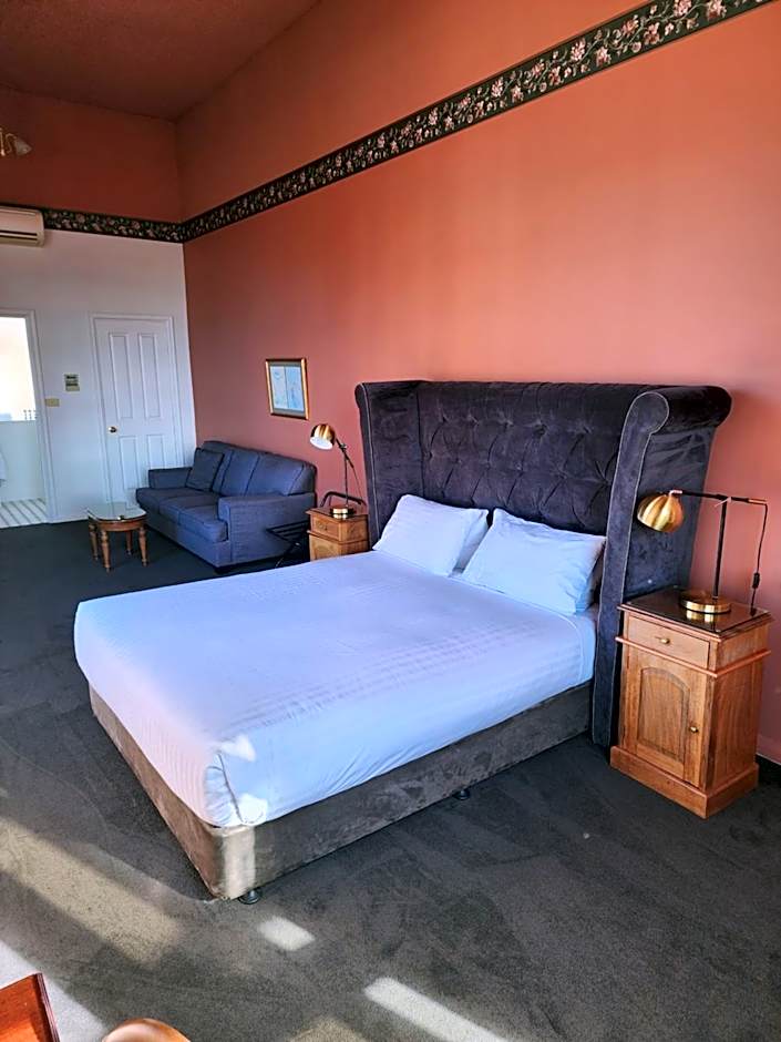 The Macquarie Hobart