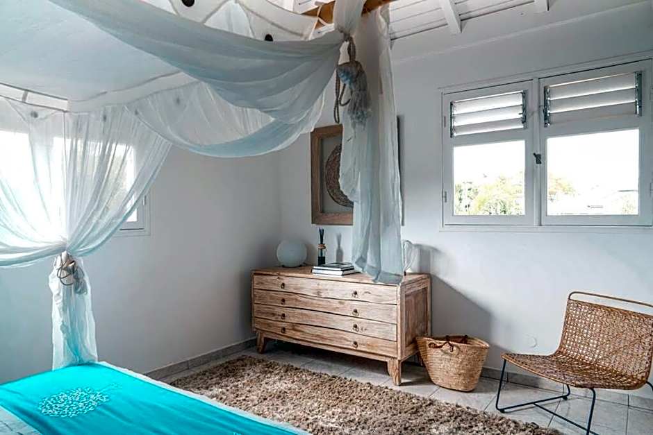 VILLA CALIFORNIA DE DAMPIERRE