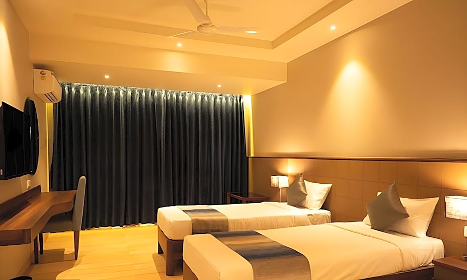 Cosmique Clarks Inn Suites Goa
