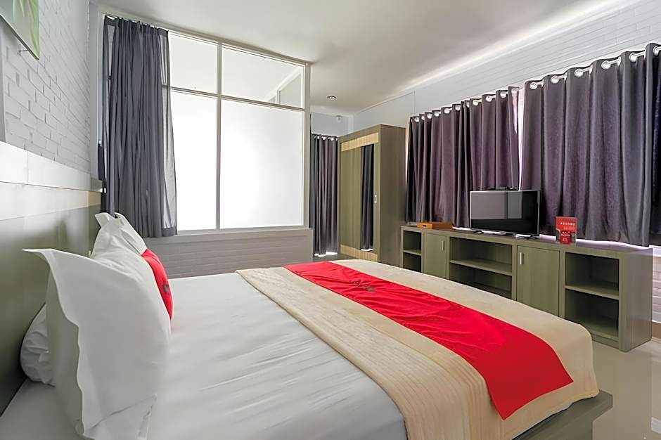 RedDoorz Plus @ Vantas Hotel Parbaba