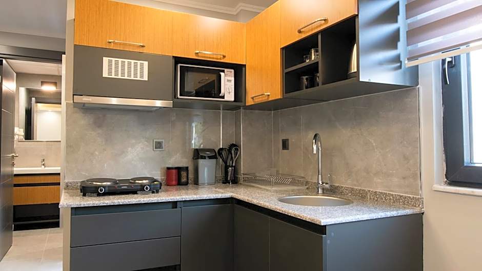 OPERA SUITES Apart Hotel