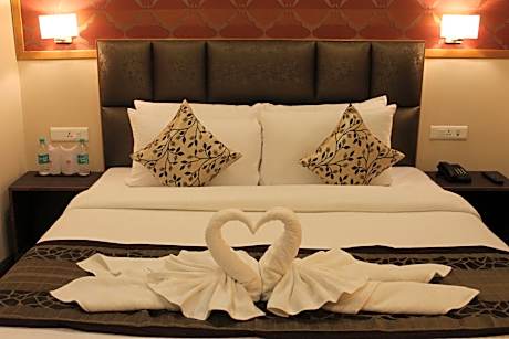 Standard Queen Room