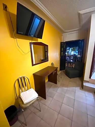 Hotel Plaza LasTorres