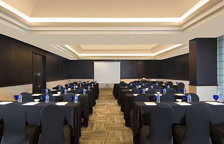 Delonix Hotel Karawang