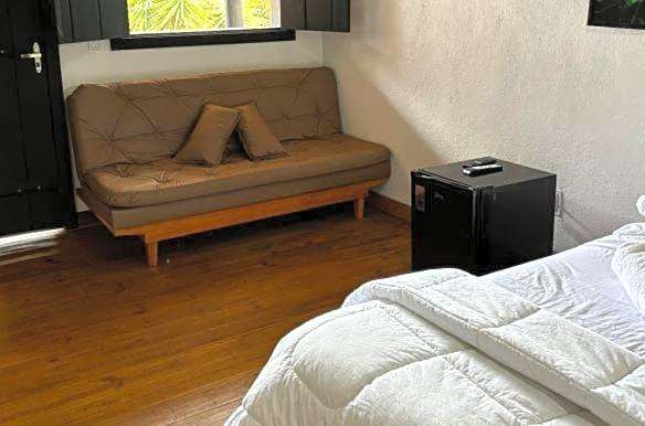 Pousada Entre Folhas