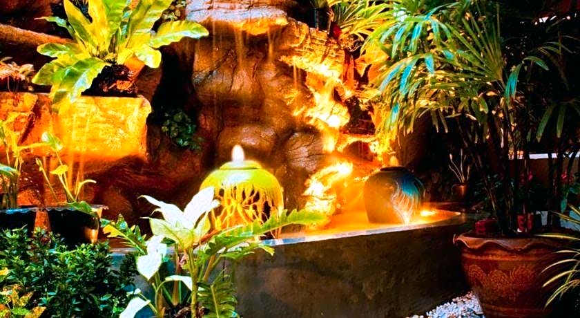Baan Phuanda Phuket