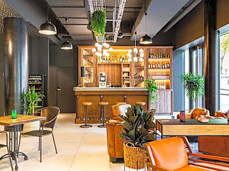 ibis Styles Puteaux Paris La Defense