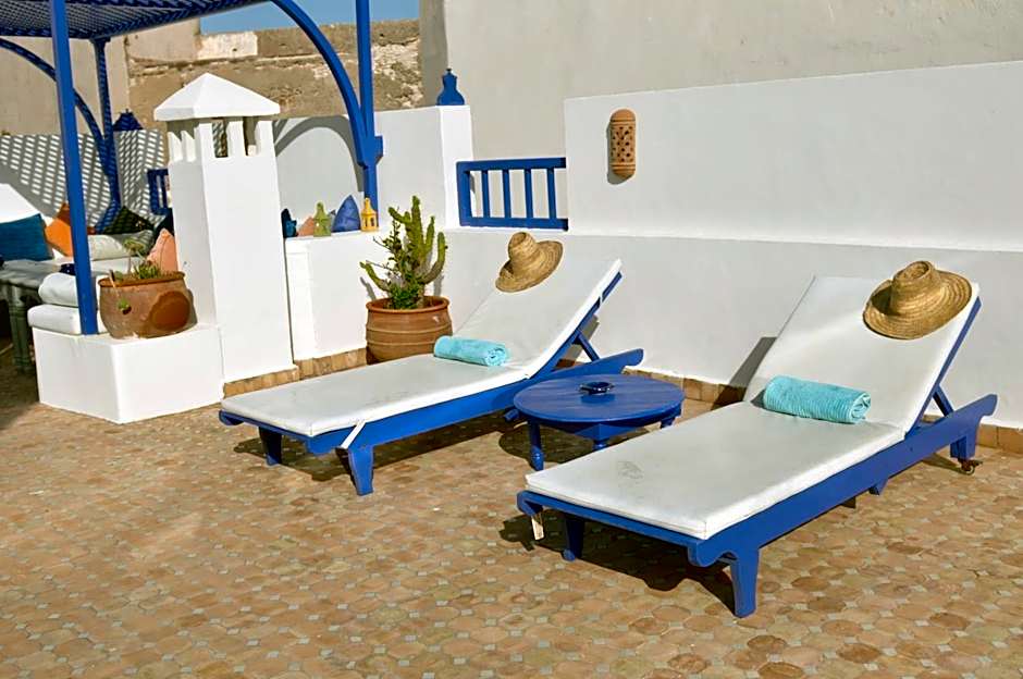 Riad le Consulat - Private Riad, Breakfast included