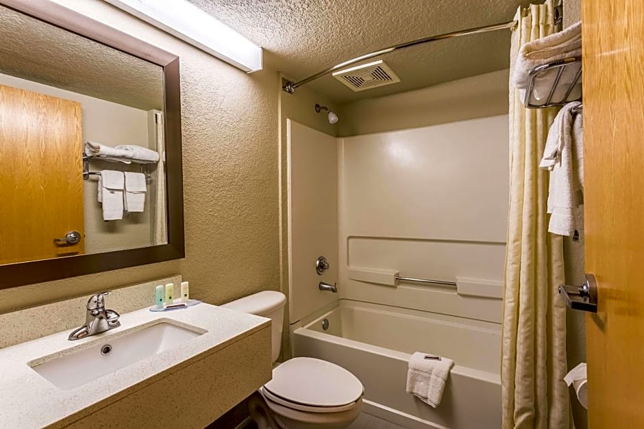 Quality Inn & Suites El Paso I-10