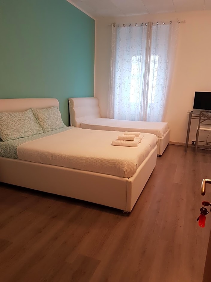 B&B Porto Vecchio ROOMS - Stazione Centrale Trieste