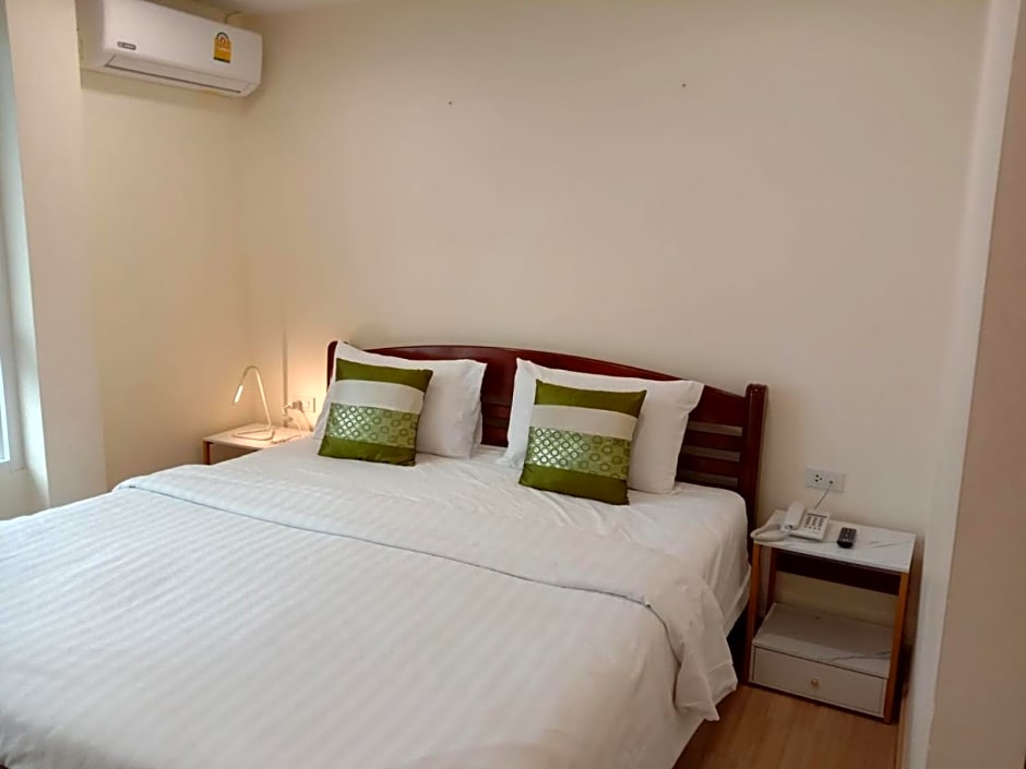 V Check inn Sukhumvit 22