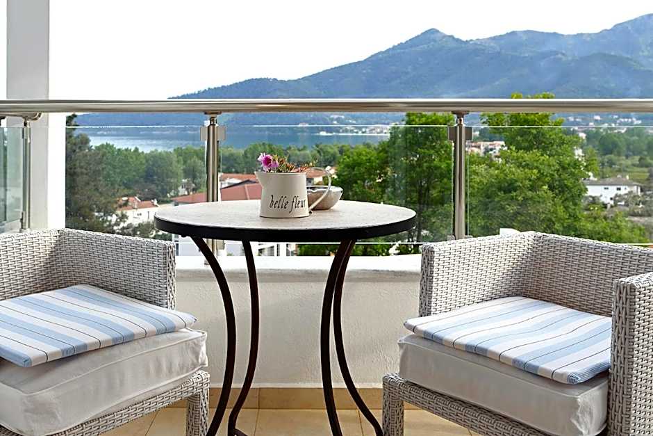 Mare Monte Small Boutique Hotel