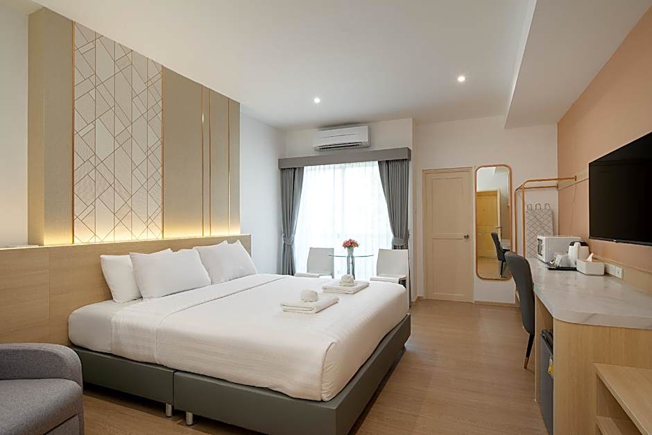 Riski Residence Ngamwongwan