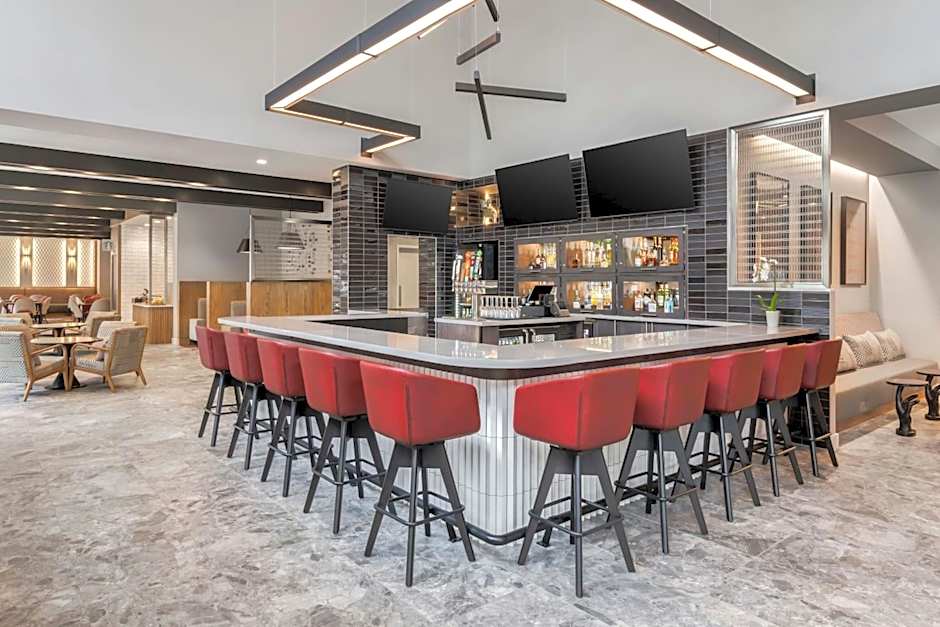 Courtyard by Marriott Athens Downtown