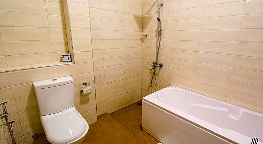 Oreeka Hotels (Katunayake Airport Hotel)