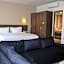 Crown Victoria Hotel