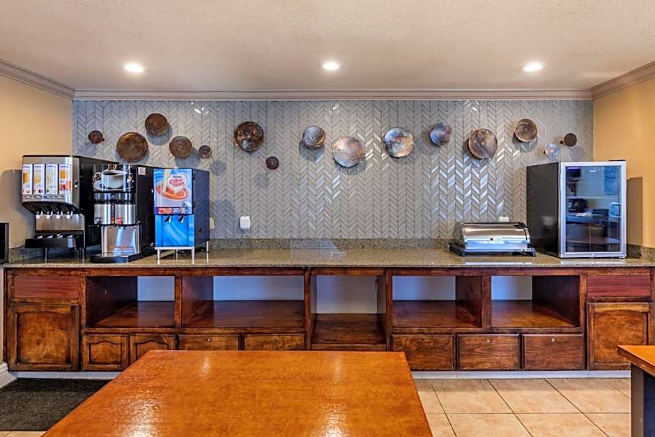 Best Western Plus John Jay Inn & Suites
