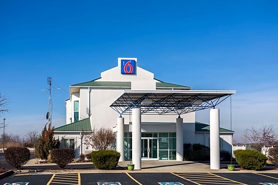Motel 6-Dale, IN