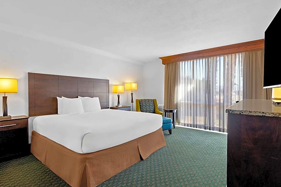 Best Western Date Tree Hotel
