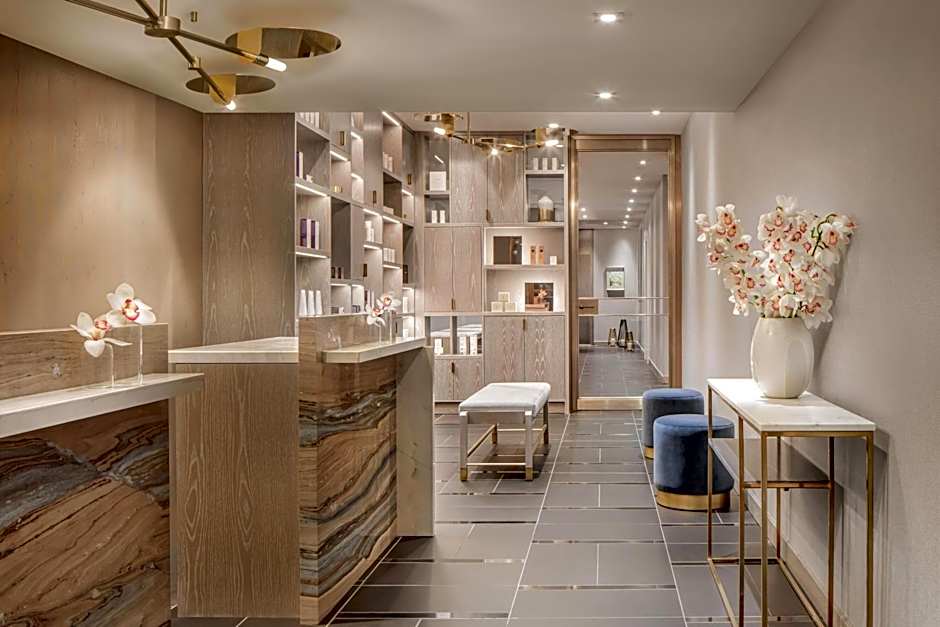 The St. Regis Toronto