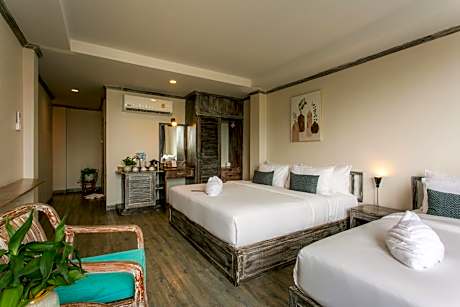 Superior Triple Room