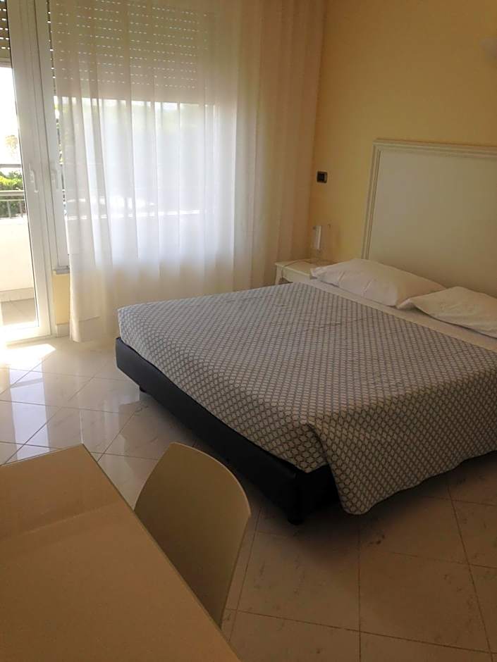 Photo 1 of 4 of Studio 1 Double Bed Apartment